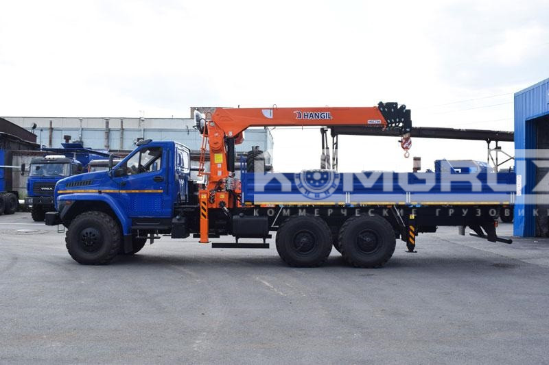 Бортовой Урал Next 4320 c кму Hangil hgc 514