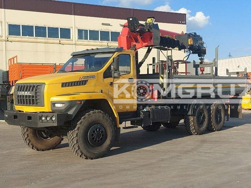 Бортовой Урал Next 4320 с КМУ Инман ИТ-200