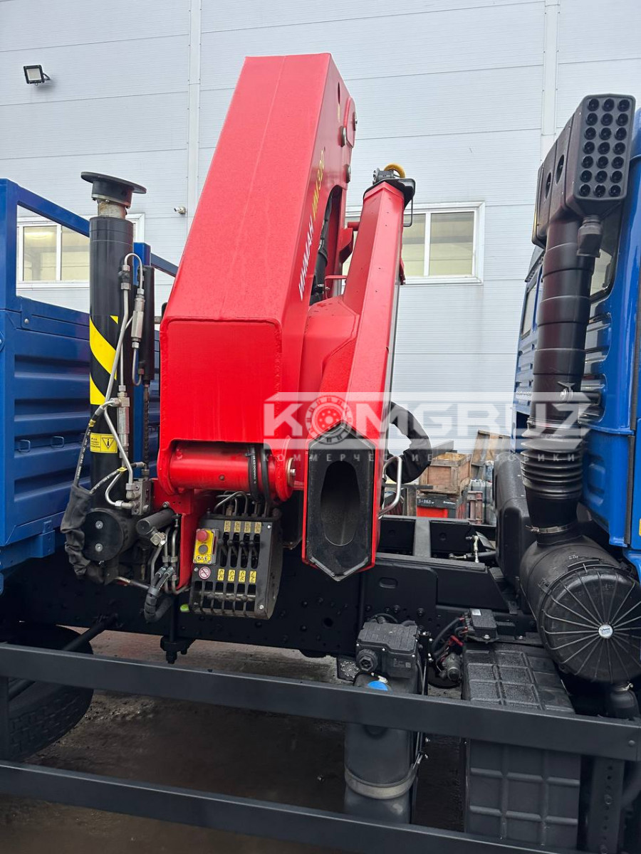 Бортовой КАМАЗ 65117-3010-48 (A5) с КМУ Инман ИМ-320 фото