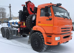 Седельный тягач КАМАЗ 43118 с КМУ Fassi F195A.0.22