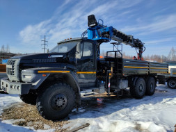 Бортовой Урал Next 4320 с КМУ-150 Галичанин